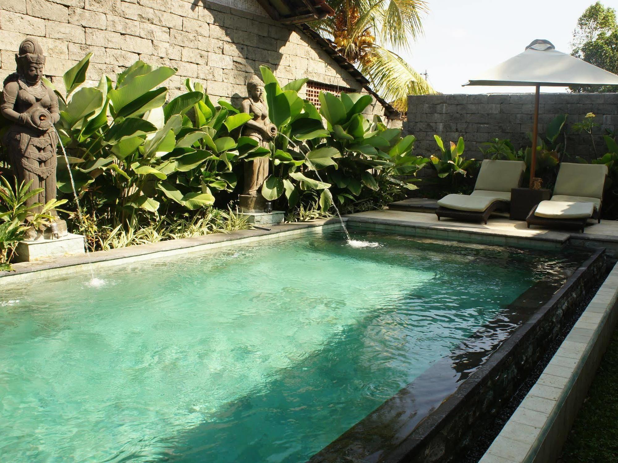 Bale Bali Inn Ubud Buitenkant foto